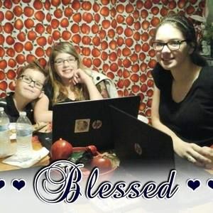 Meet your Posher, Regina